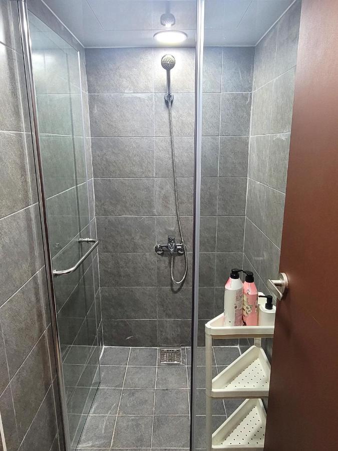 Good Guesthouse Сеул Екстериор снимка