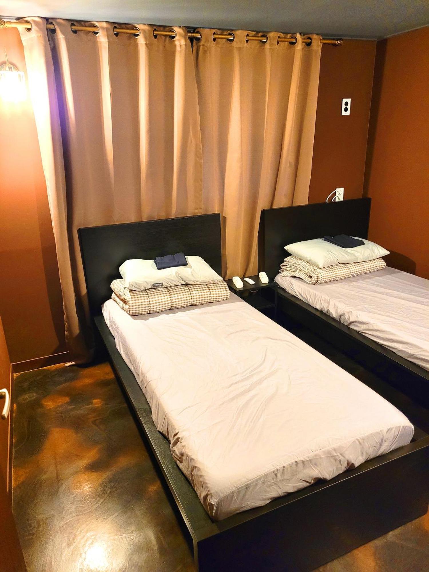 Good Guesthouse Сеул Екстериор снимка